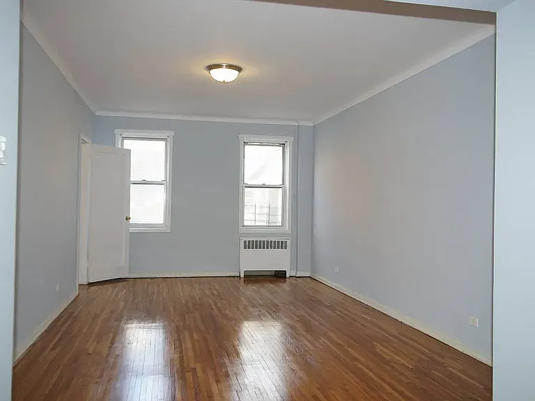 2566 Ocean Ave #C8 — Photo 3