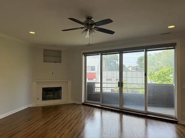 2153 W Belmont Ave #2 — Photo 6