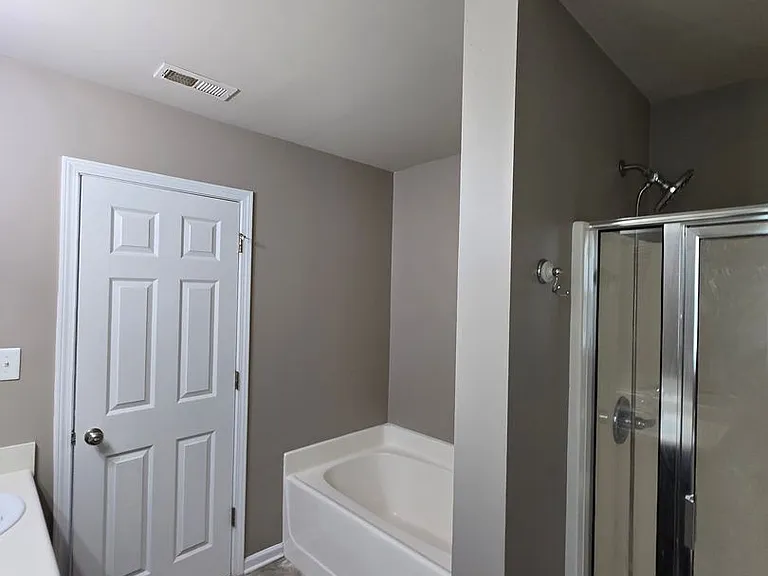 2012 Sir Michael Dr — Photo 15