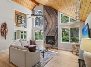 2395 White Oak Trail, Oregon, WI 53575