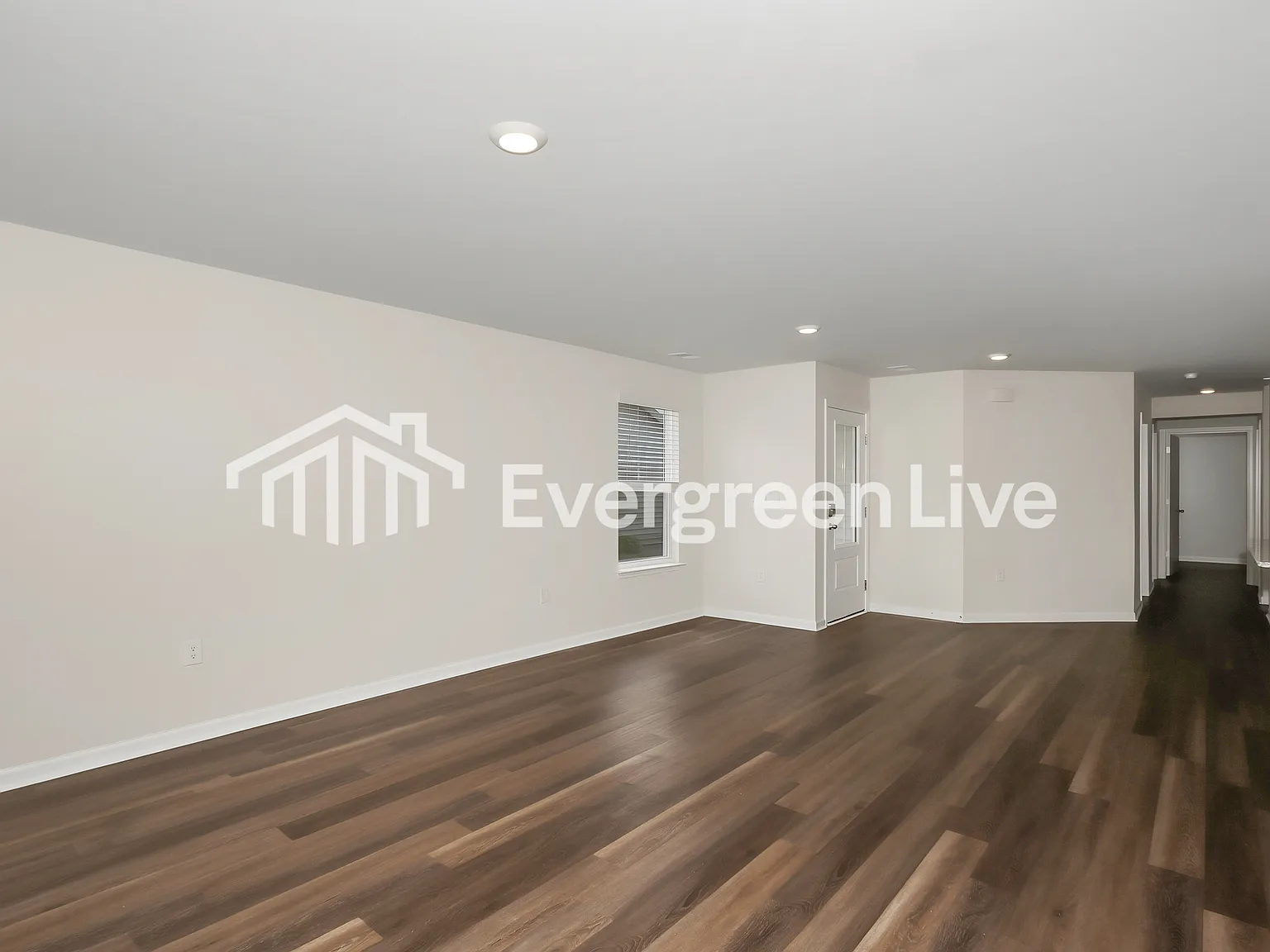 4 bed, 2.0 bath, 1597 sqft, $1,745 — Photo 4