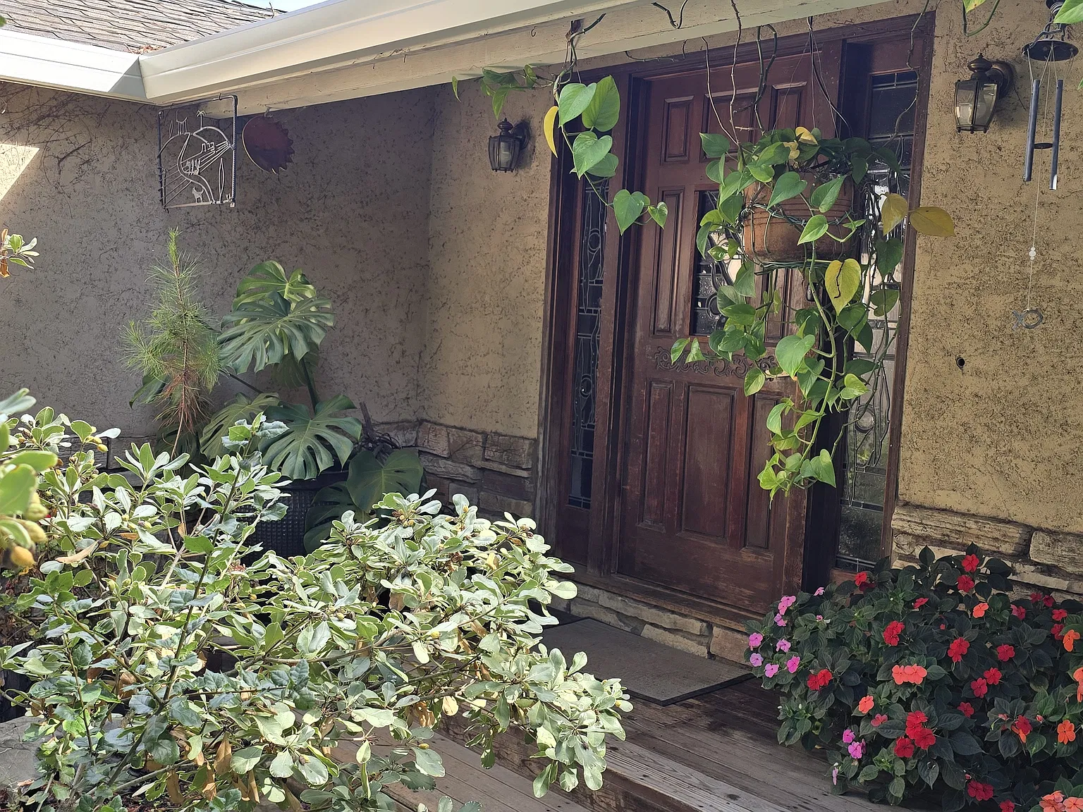 3 bed, 1622 sqft, $5,250 — Photo 3