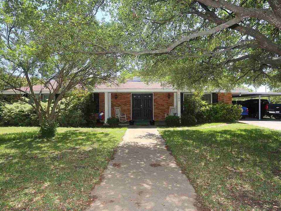 1st image of 1100 Southwood Dr