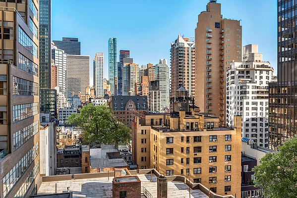 Sold by Douglas Elliman | media 10