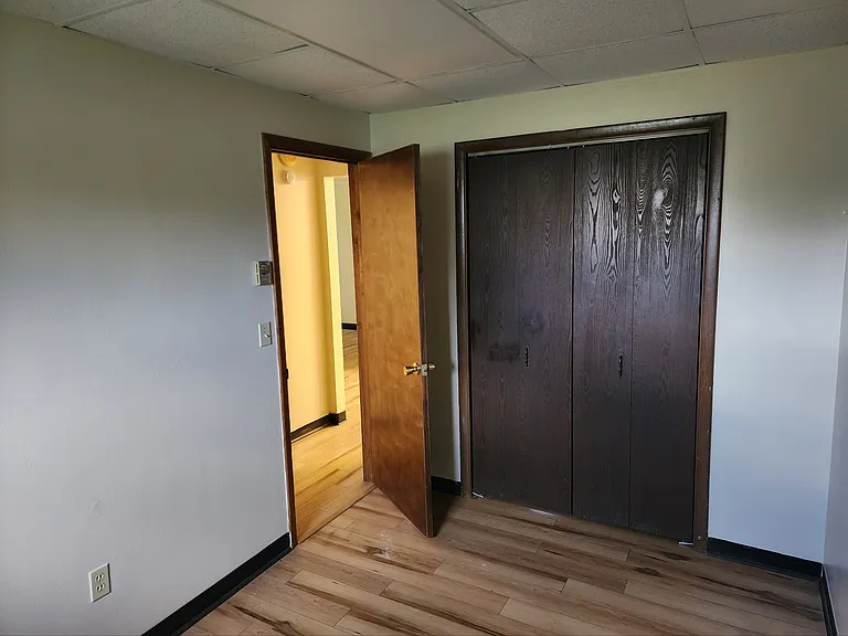 1820 Red Barn Village Rd — Photo 4