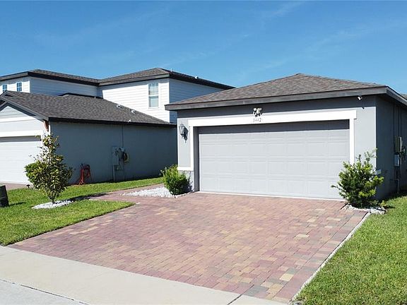 2nd image of 3442 MONACO LN