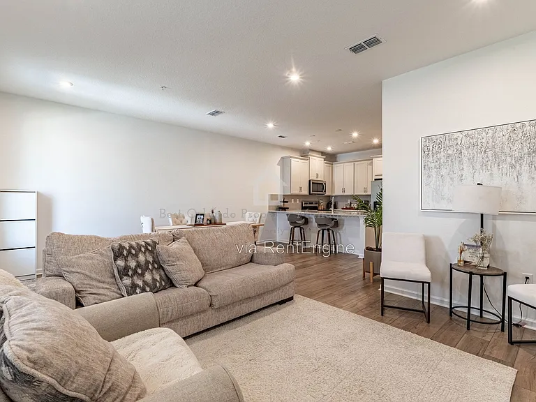 11549 Straits Way #1 — Photo 5