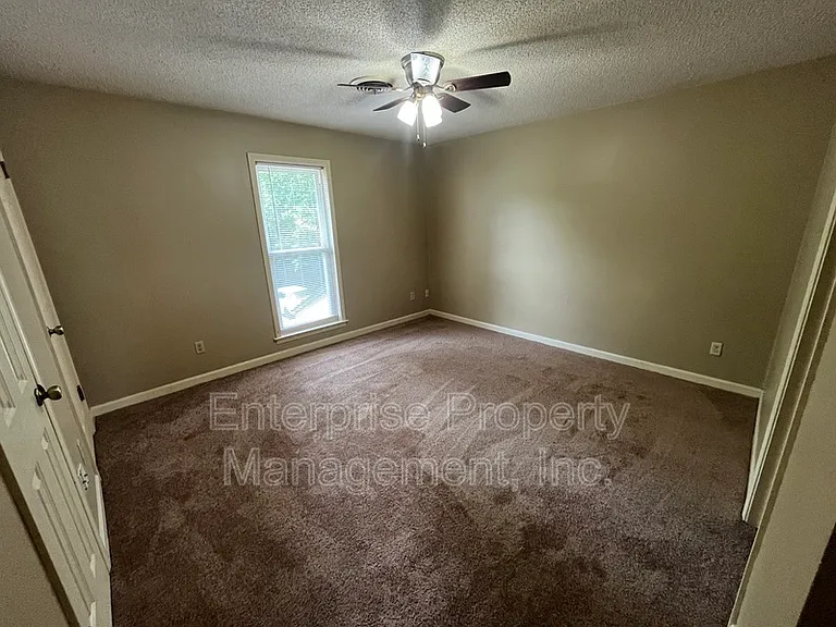 3244 Southern Ave — Photo 15