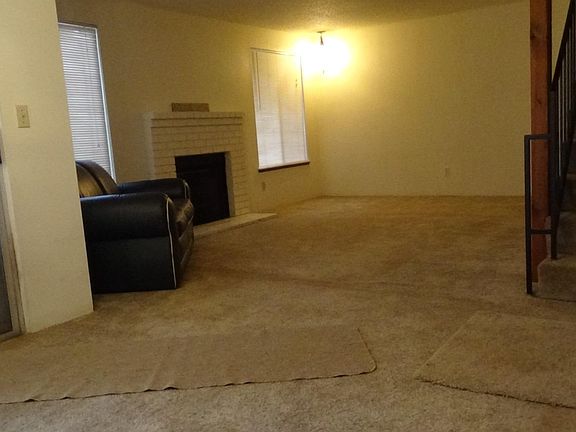 2nd image of 14710 SE 16th Cir