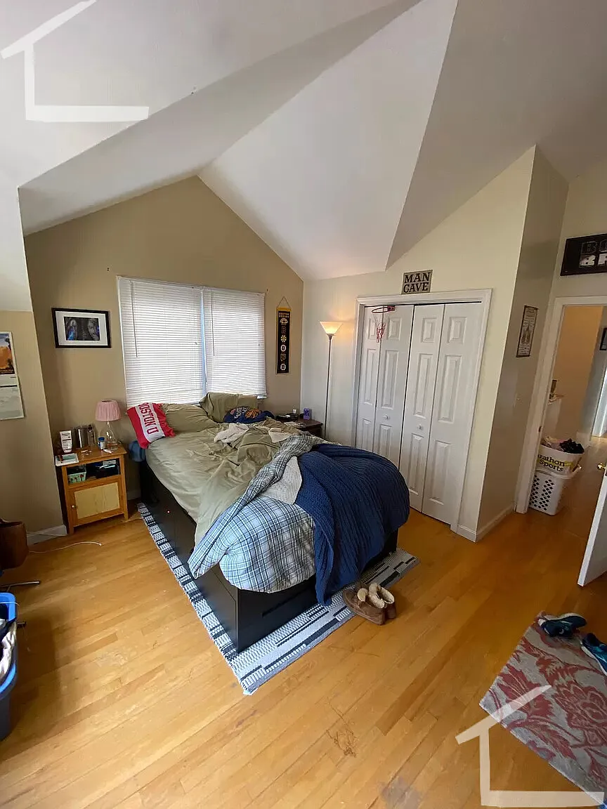 3 bed, 2.5 bath, 1500 sqft, $4,500 — Photo 2