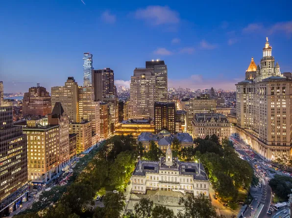 33 Park Row image 18 of 25