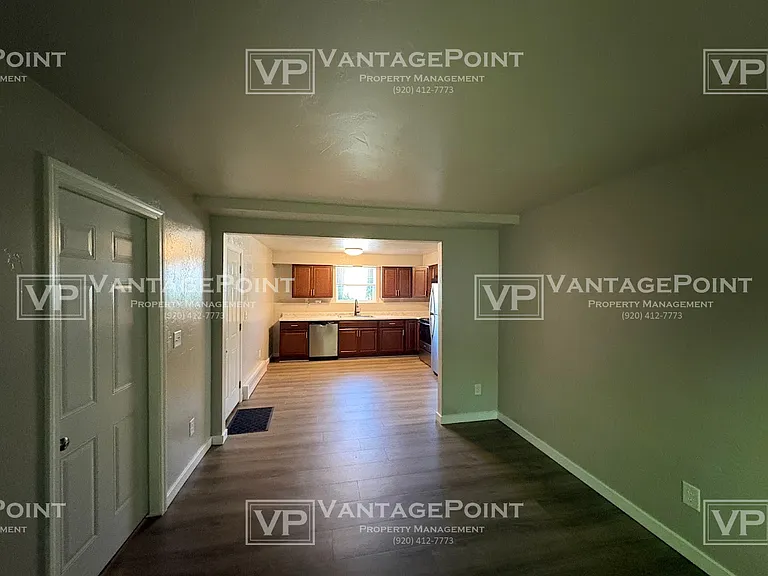 817 Bellevue St — Photo 4