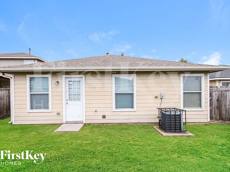 21231 Wortham Oaks Dr — Photo 15