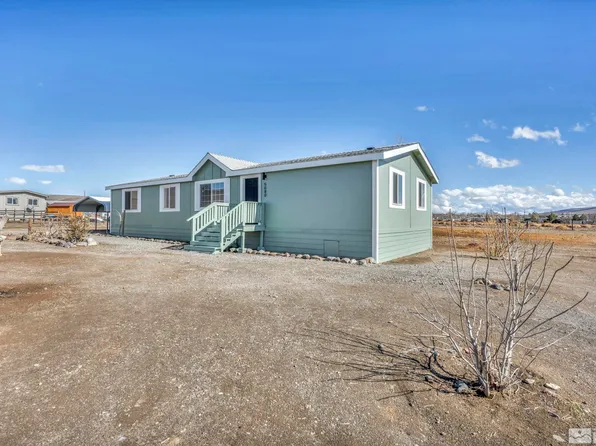 5080 Arapaho Ct, Silver Springs, NV 89429