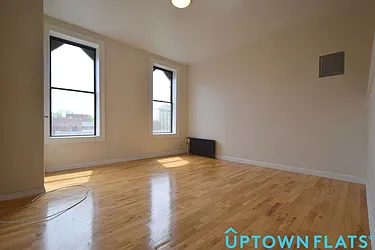 Rented by Uptown Flats LLC