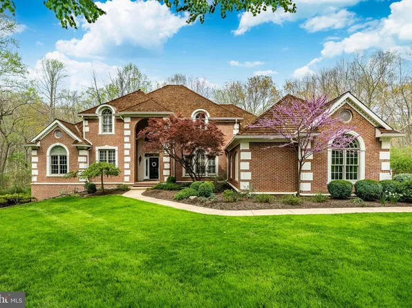 127 Montana Dr, Chadds Ford, PA 19317