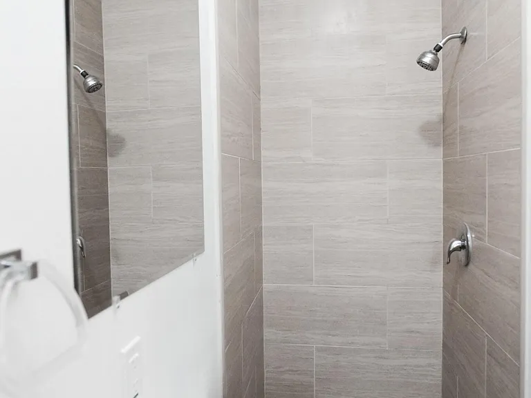 1248 W 37th Dr — Photo 25