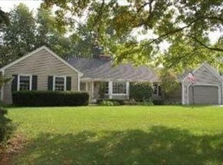 844 Rocksbury Ct, Batavia, IL 60510