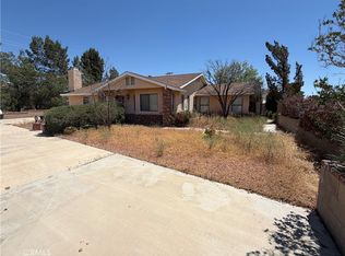15976 Acoma Rd, Apple Valley, CA 92307