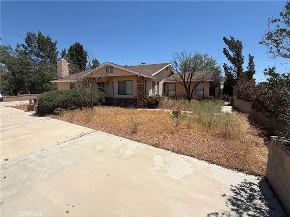 15976 Acoma Rd, Apple Valley, CA 92307