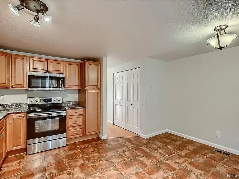 6914 W 48th Ave — Photo 3