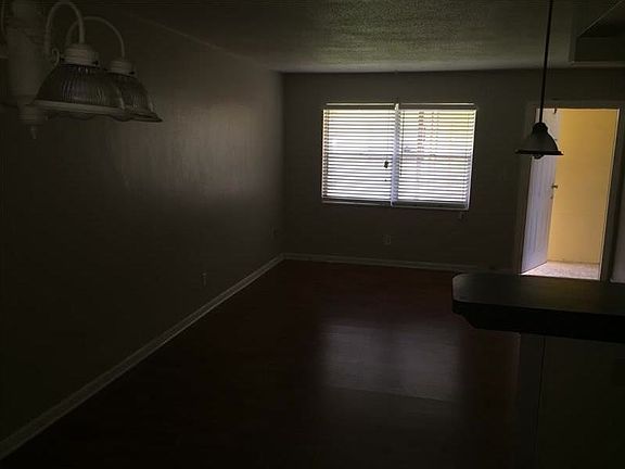 3rd image of 5112 Hollywood Blvd APT 5