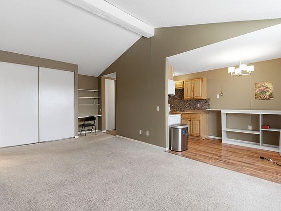 5th image of 1023 Smetana Rd APT 6