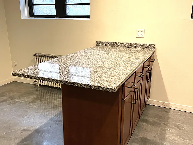 Virginia Apartments — Photo 20