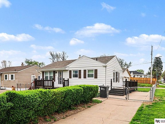 3rd image of 4741 S 53rd St