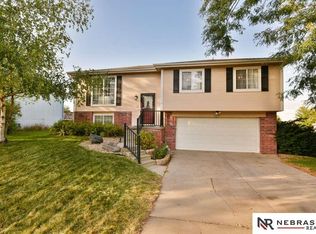 11052 Martin Ave, Omaha, NE 68164