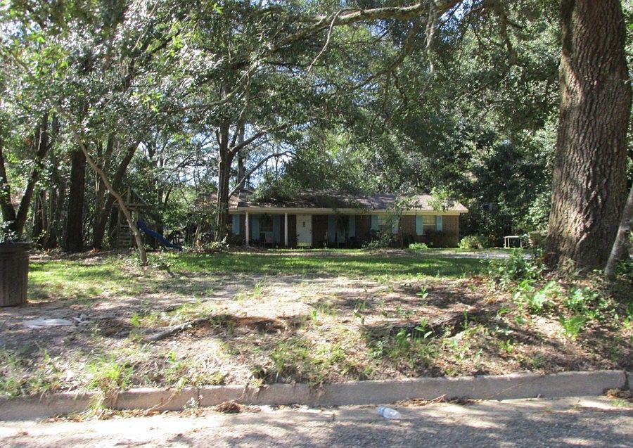 2nd image of 1313 Middle Ring Rd