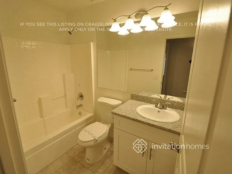 3034 E Captain Dreyfus Ave — Photo 9