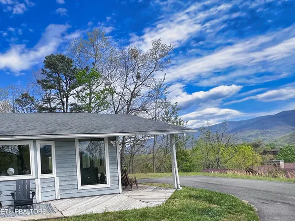1030 Fox Tail Trl, Gatlinburg, TN 37738