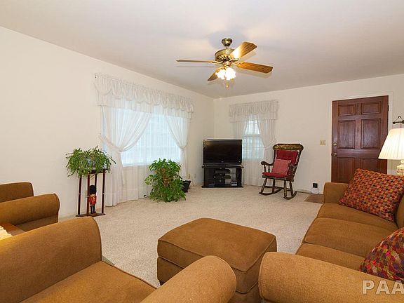 5th image of 2823 N Rockwood Dr