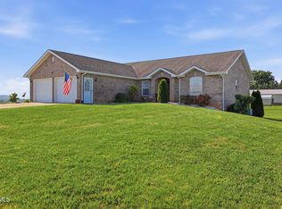 3746 Old Stage Rd, Chuckey, TN 37641