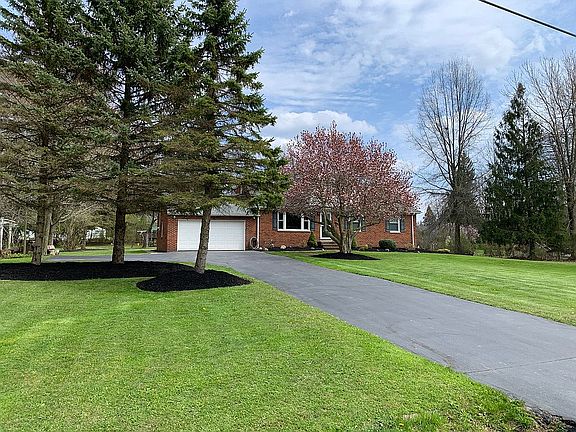 2nd image of 12573 Woodside Dr