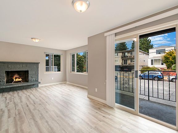 3rd image of 2213 NW 59th St APT 301