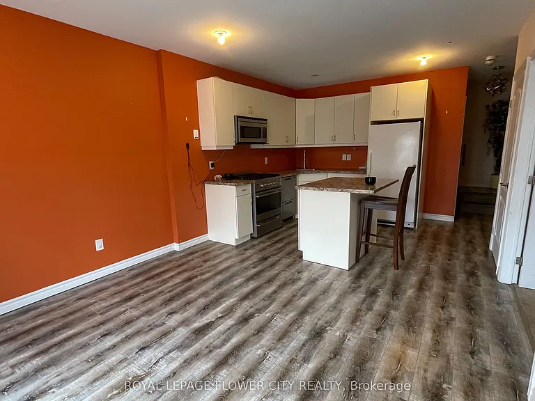 1921 Frederick Cres #BASEMENT — Photo 7