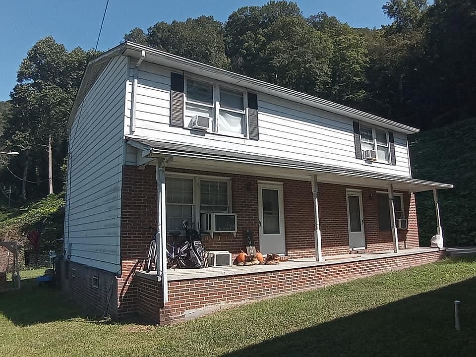 1st image of 1077 Sutherland Hill Dr