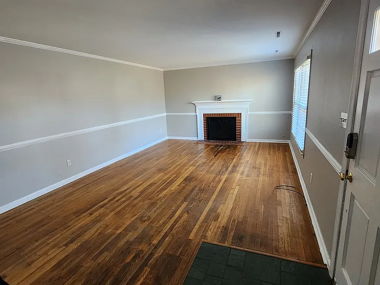 510 Kingston Hall Ct — Photo 10