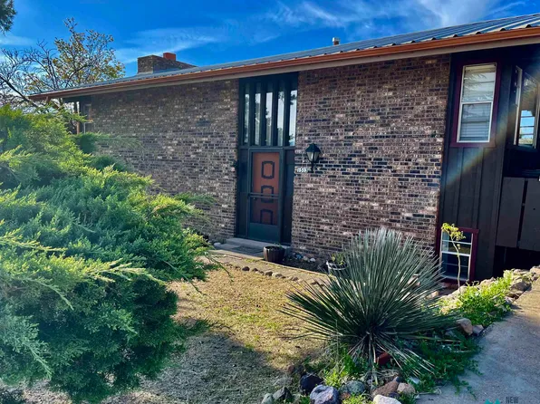 1513 N Combs Cir, Silver City, NM 88061