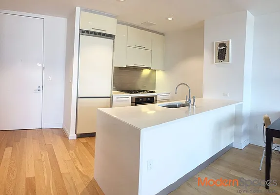 Rented by Modern Spaces | media 3