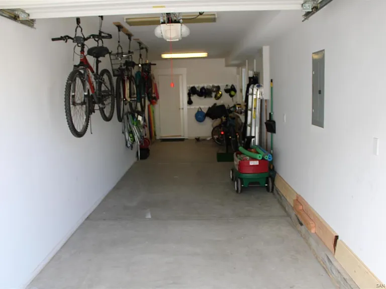 851 G Ave — Photo 27