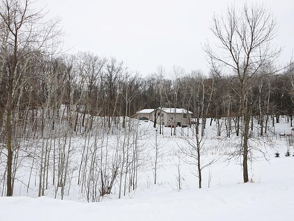 4th image of 511 Woodsmen Dr NE