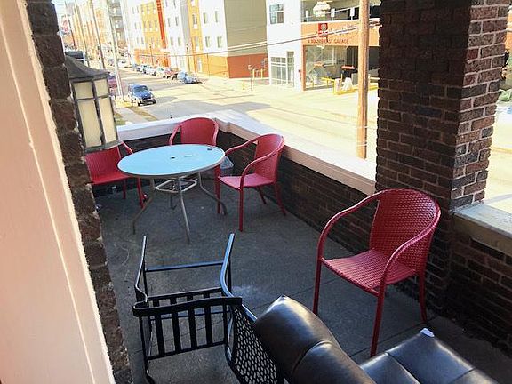 2nd image of 91 W McMillan St