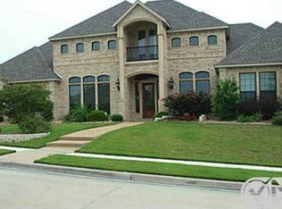 10917 Hawkins Home Blvd, Benbrook, TX 76126