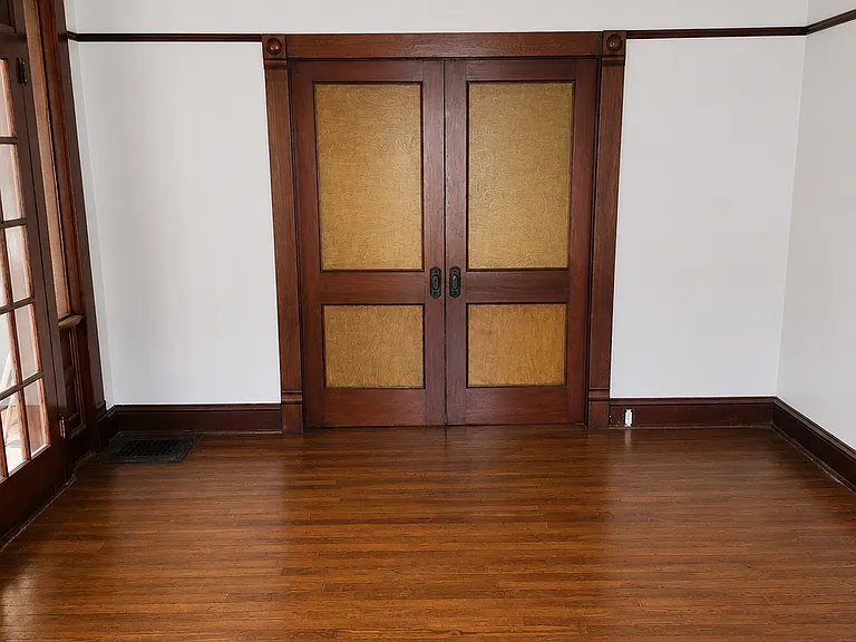 13 Owego St — Photo 15