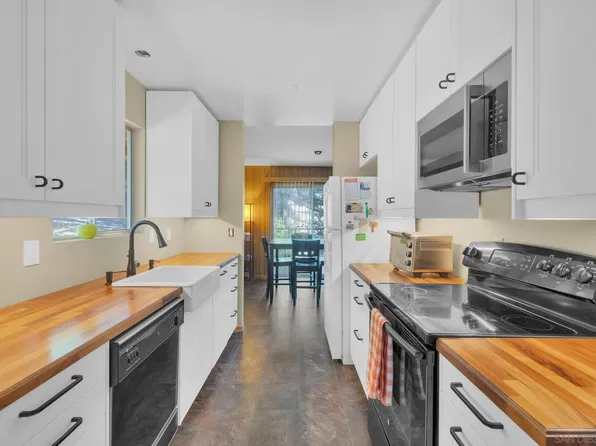 2816 Heliotrope Dr, Julian, CA 92036