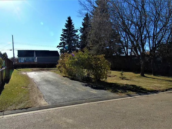 609 3rd Ave NW, Slave Lake, AB T0G 2A1