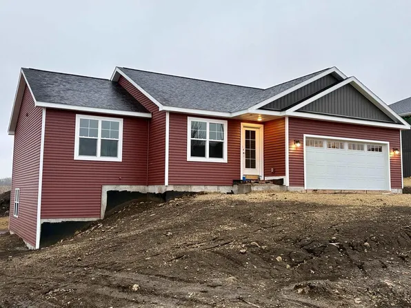 309 Prairie Hills Drive, Dodgeville, WI 53533